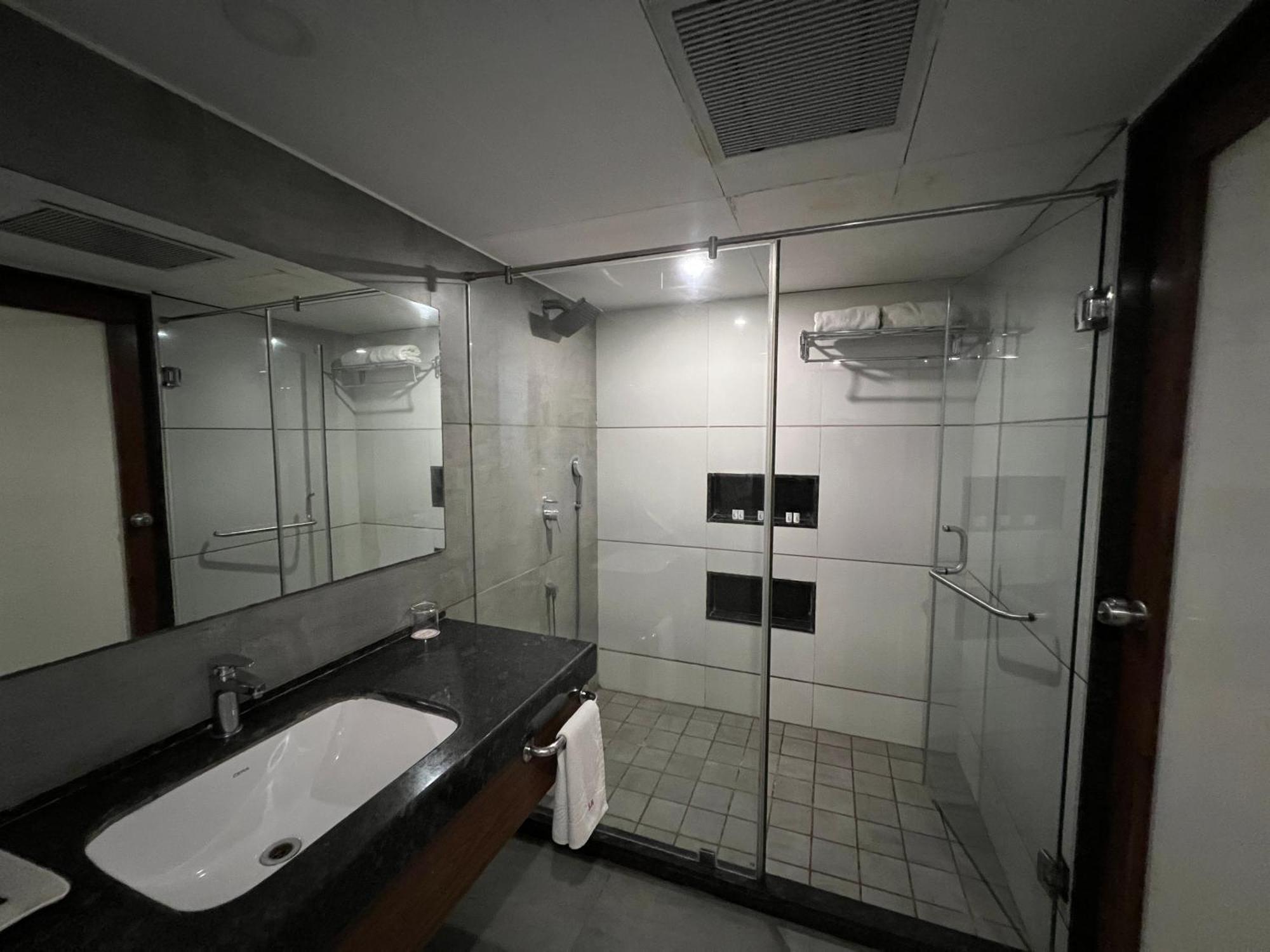 Vits Shalimar, Ankleshwar Otel Dış mekan fotoğraf