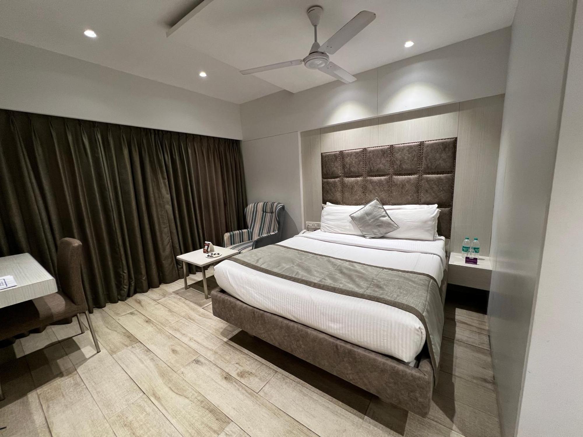 Vits Shalimar, Ankleshwar Otel Dış mekan fotoğraf