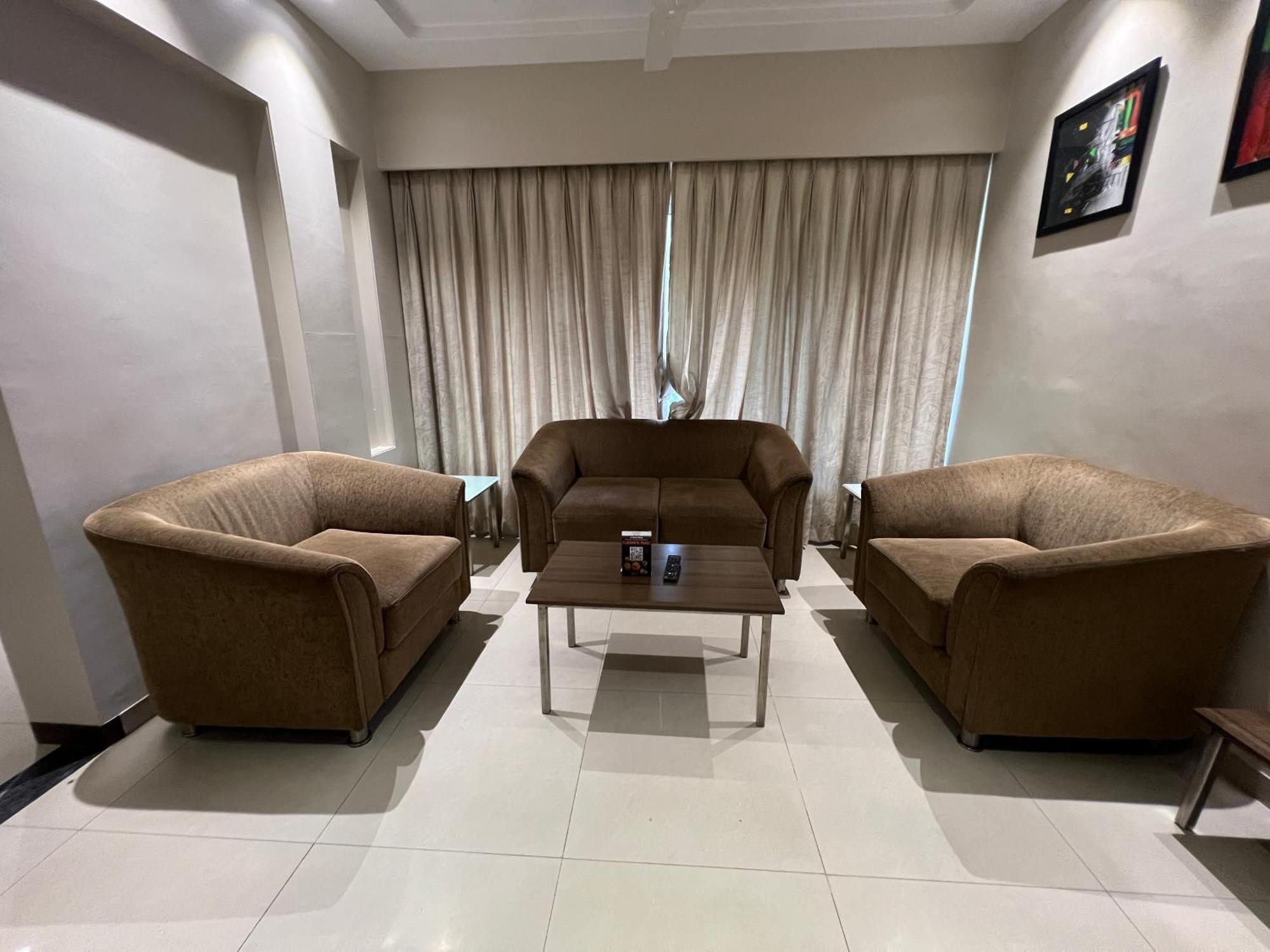 Vits Shalimar, Ankleshwar Otel Dış mekan fotoğraf