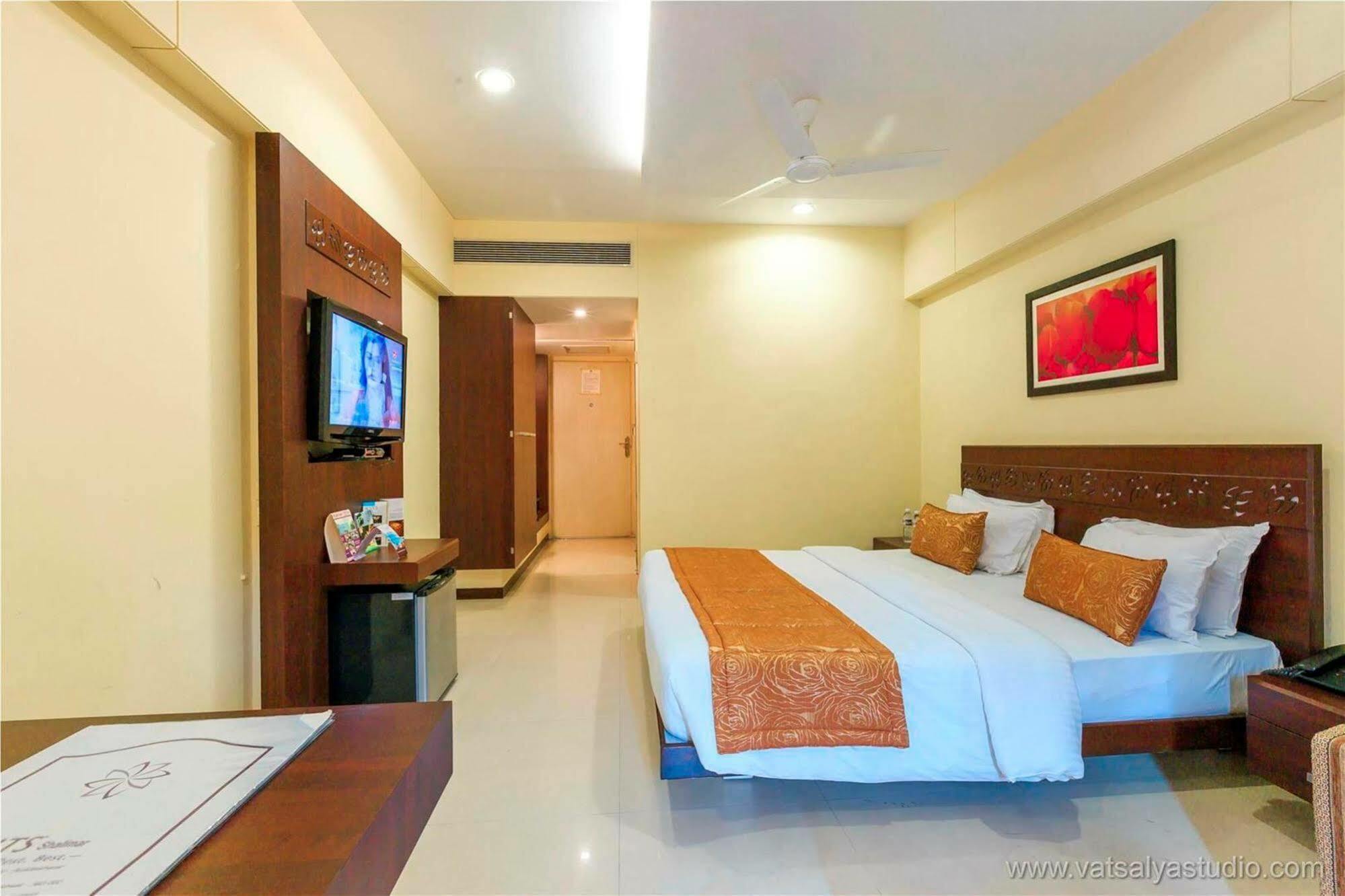 Vits Shalimar, Ankleshwar Otel Dış mekan fotoğraf