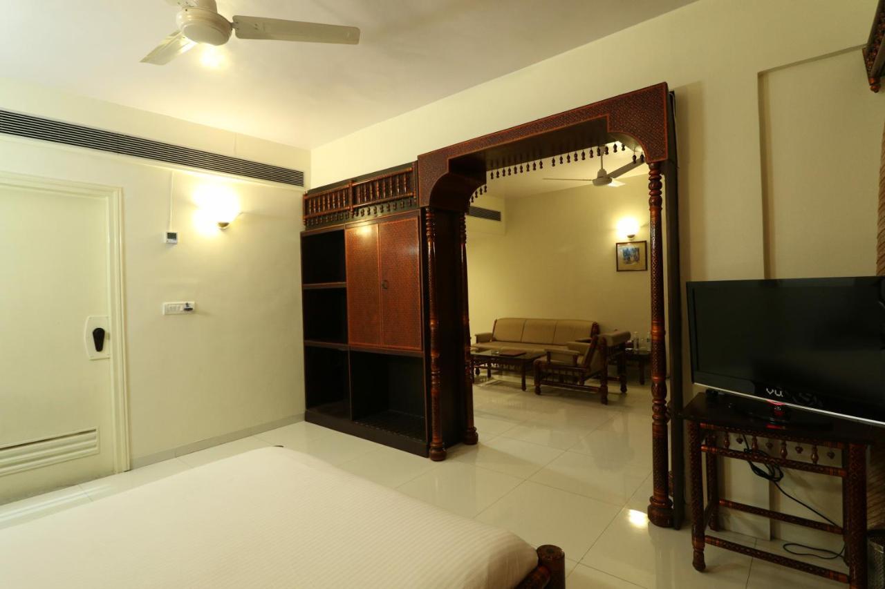 Vits Shalimar, Ankleshwar Otel Dış mekan fotoğraf
